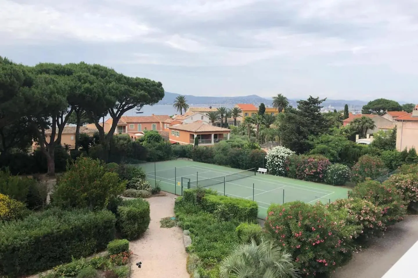 Terrasse Vue Mer - Appartement 6 Pers, 3 Chambres Et Parking A St Tropez 쎙뜨호뻬